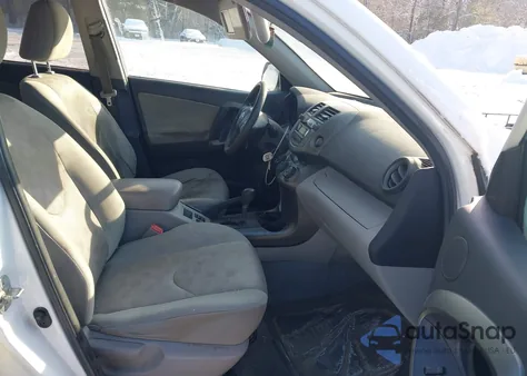 2011 Toyota Rav4 z USA, uszkodzony, nr VIN 2T3BF4DV8BW111737